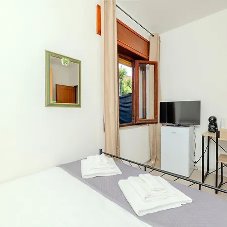 Olbia, Stanza Moderna, Bagno Privato, Wi-fi, Ac Gasthof Olbia